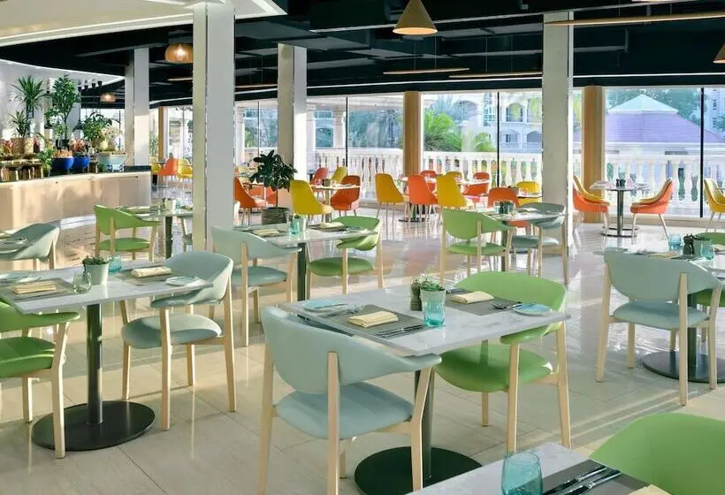 Fotos del hotel Swissôtel Al Murooj Dubai:  46