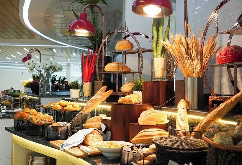 Fotos del hotel Swissôtel Al Murooj Dubai:  72