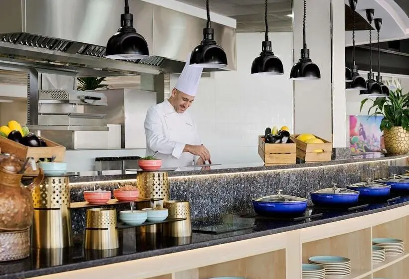 Fotos del hotel Swissôtel Al Murooj Dubai:  91