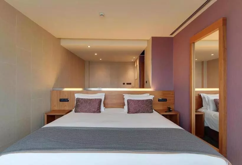 Fotos del hotel Rafaeles Badalona:  9