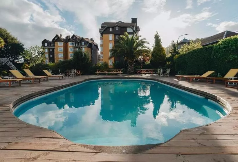 Fotos del hotel Selina Plaza Pucón:  9