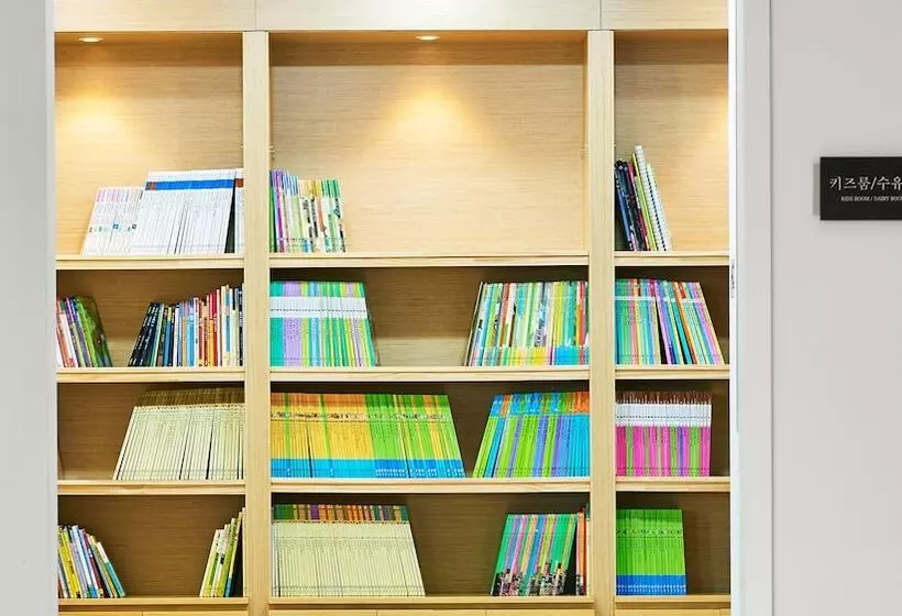 Fotos del hotel The Suites  Jeju:  8