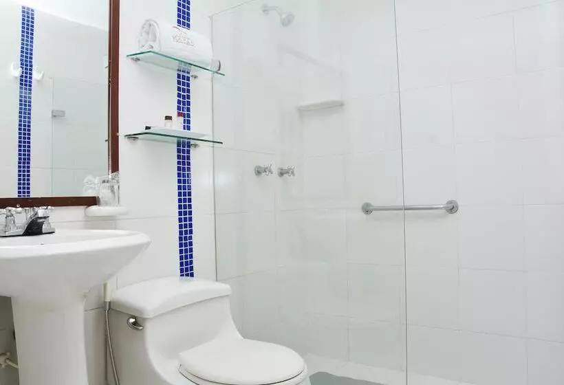 Fotos del hotel Karlo:  15