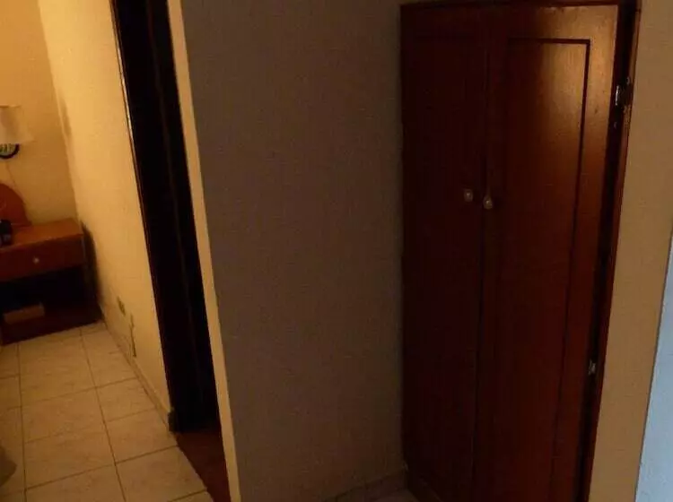 Fotos del hotel Montreal:  2