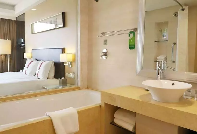 Fotos del hotel Holiday Inn Qingdao Parkview, An Ihg:  15