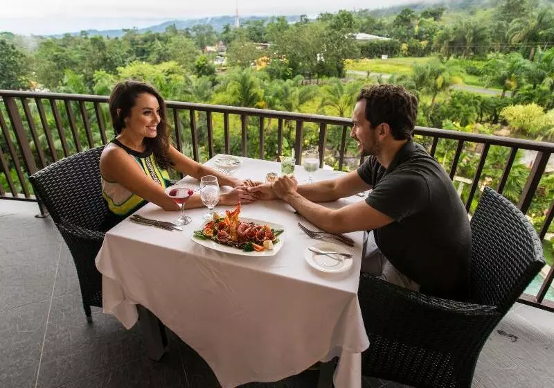 Fotos del hotel The Royal Corin Thermal Water Spa & Resort:  7