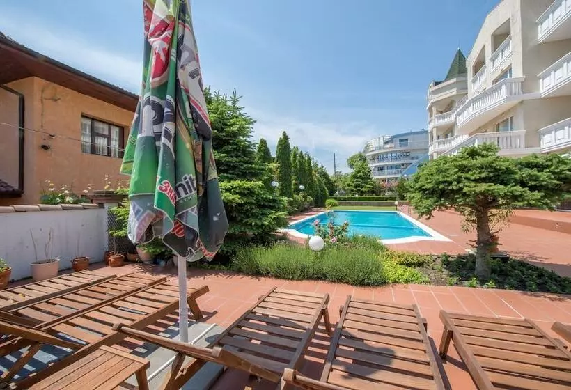 Fotos del hotel Alekta:  5