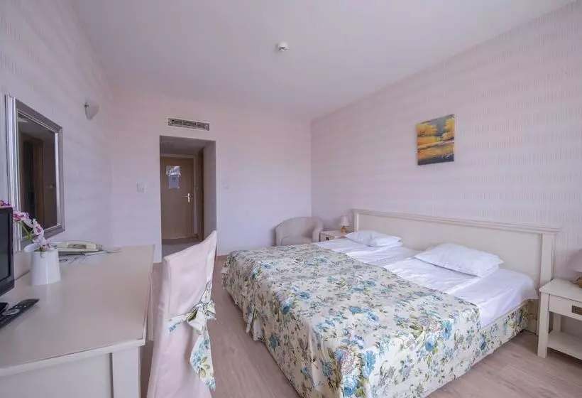 Fotos del hotel Alekta:  21