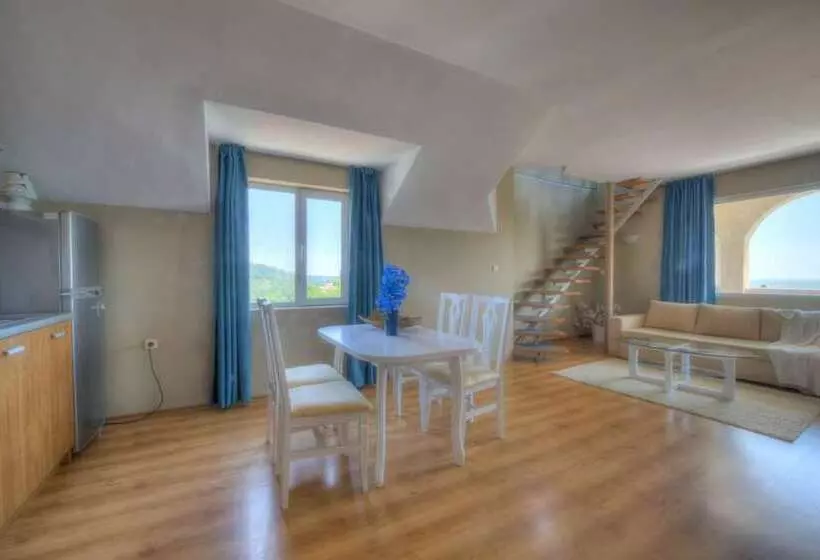 Fotos del hotel Alekta:  15