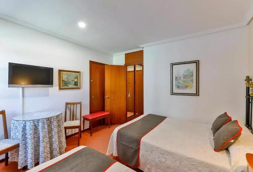 Fotos del hotel Santillana:  13