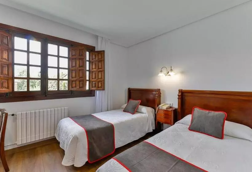 Fotos del hotel Santillana:  20