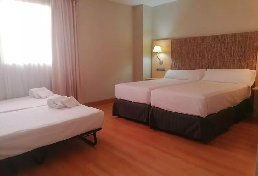 Fotos del hotel Hospedium Hotel Villa Gomá:  5