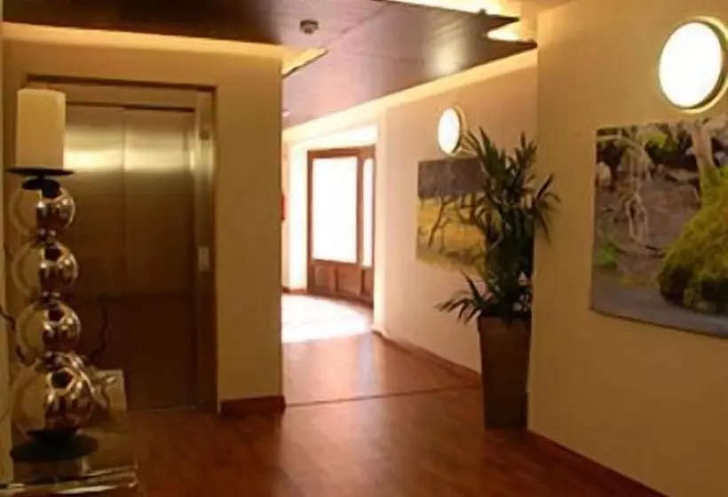 Fotos del hotel Los Usías:  2