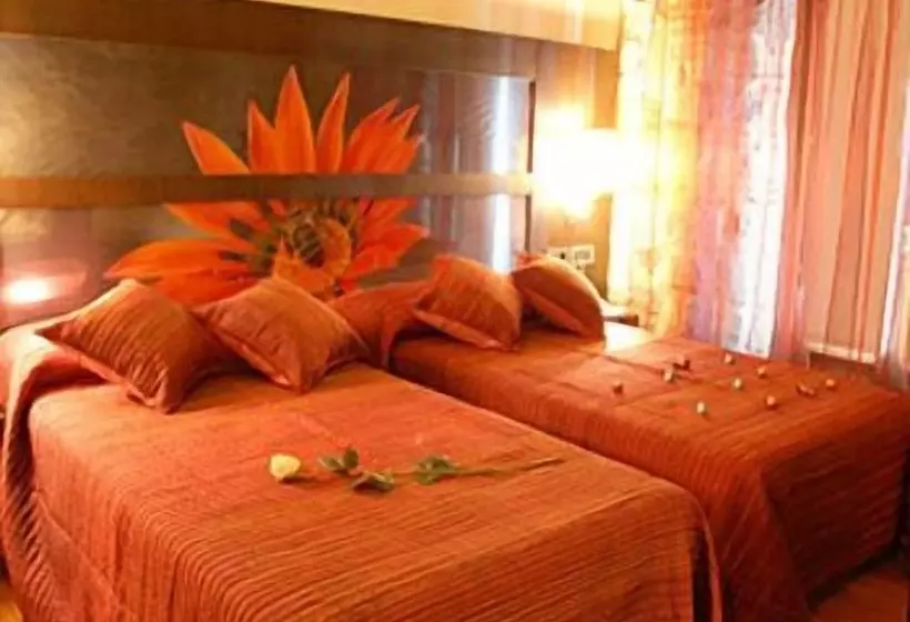 Fotos del hotel Los Usías:  6