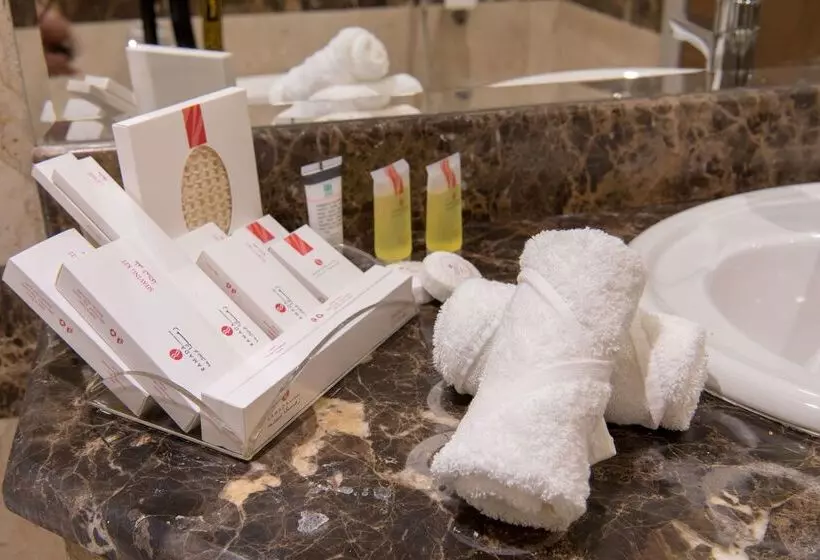 Fotos del hotel Ramada By Wyndham Continental Jeddah:  53