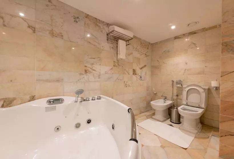 Fotos del hotel Ramada By Wyndham Continental Jeddah:  38