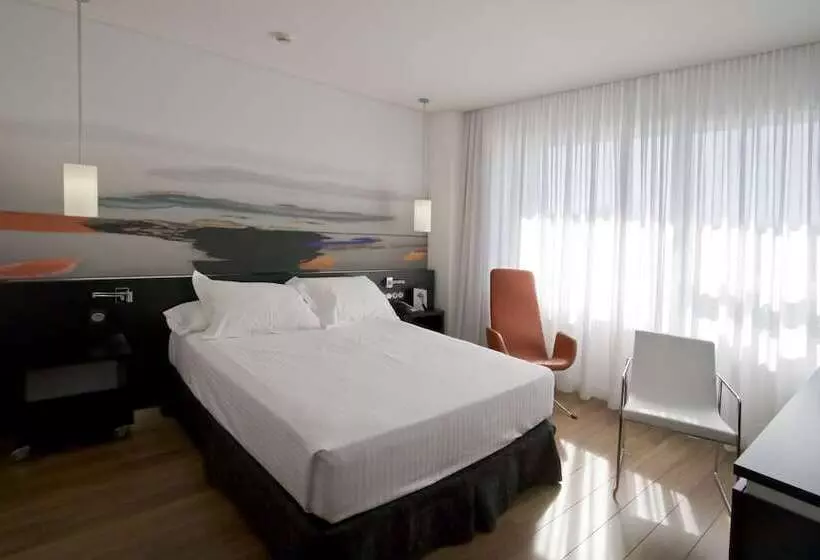 Fotos del hotel Axor Barajas:  44
