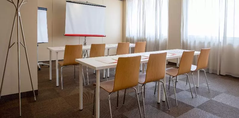 Fotos del hotel Stay Hotel Torres Vedras Centro:  11