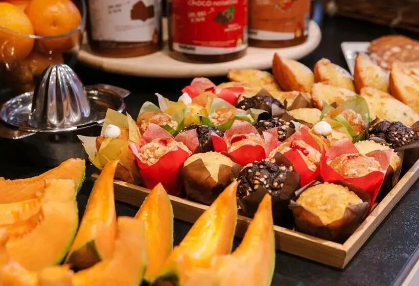 Fotos del hotel De Noailles:  2