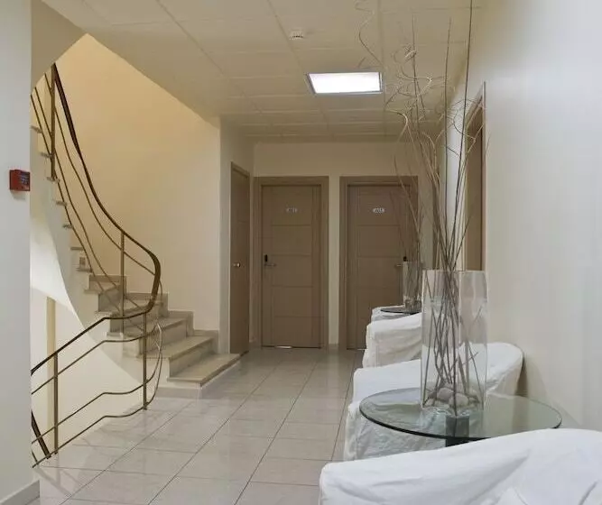 Fotos del hotel Parnon:  3