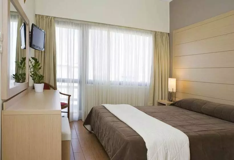 Fotos del hotel Parnon:  12