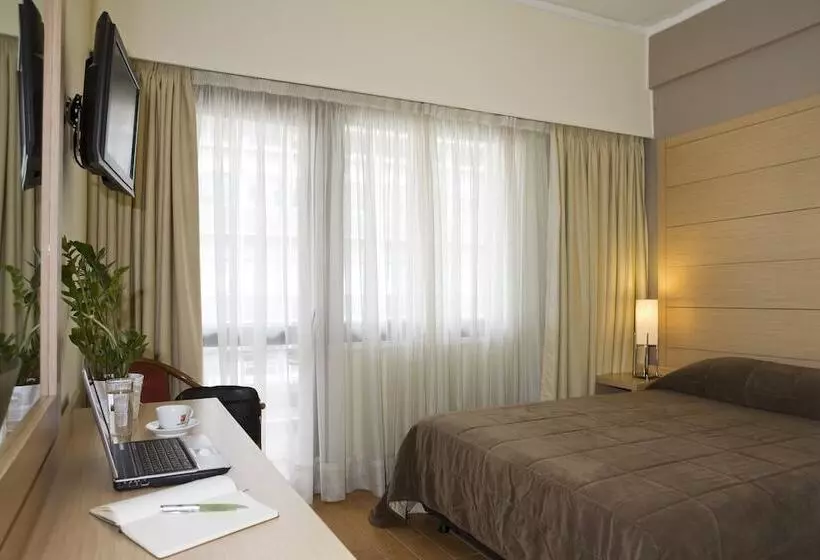 Fotos del hotel Parnon:  17