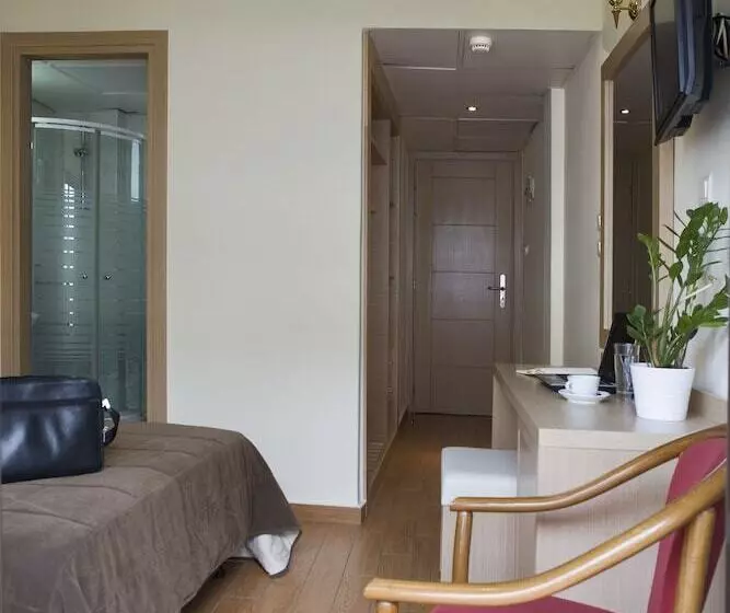 Fotos del hotel Parnon:  21