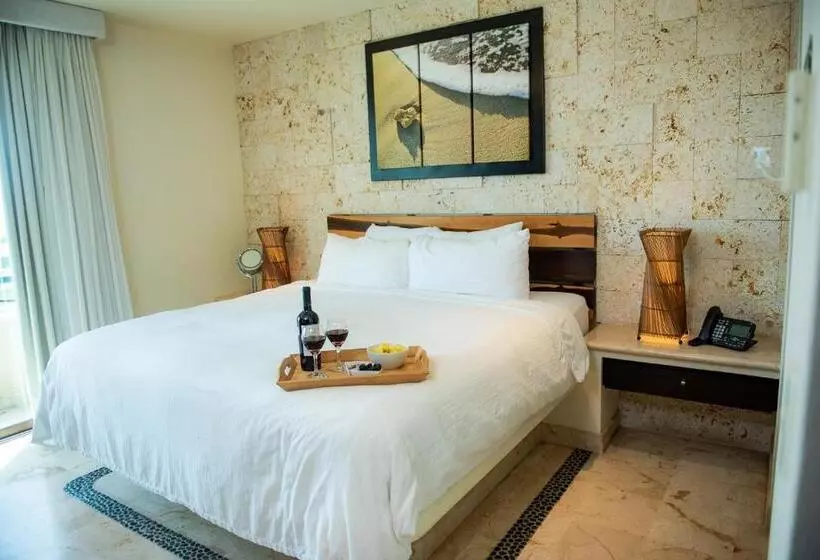 Fotos del hotel El Taj Oceanfront And Beachside Condo:  7