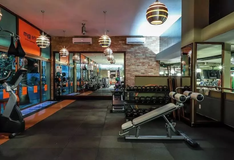 Fotos del hotel El Taj Oceanfront And Beachside Condo:  4