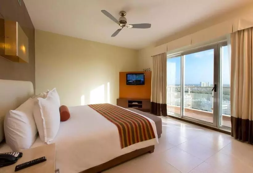 Fotos del hotel Krystal Urban Cancun Centro:  6