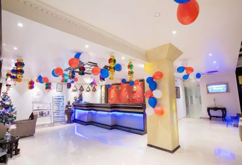 Fotos del hotel Surya International:  9