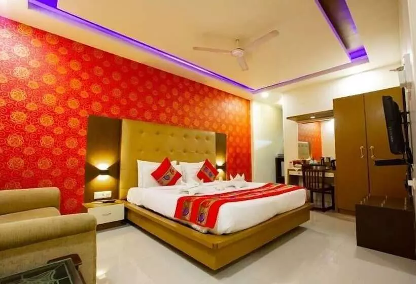 Fotos del hotel Surya International:  24