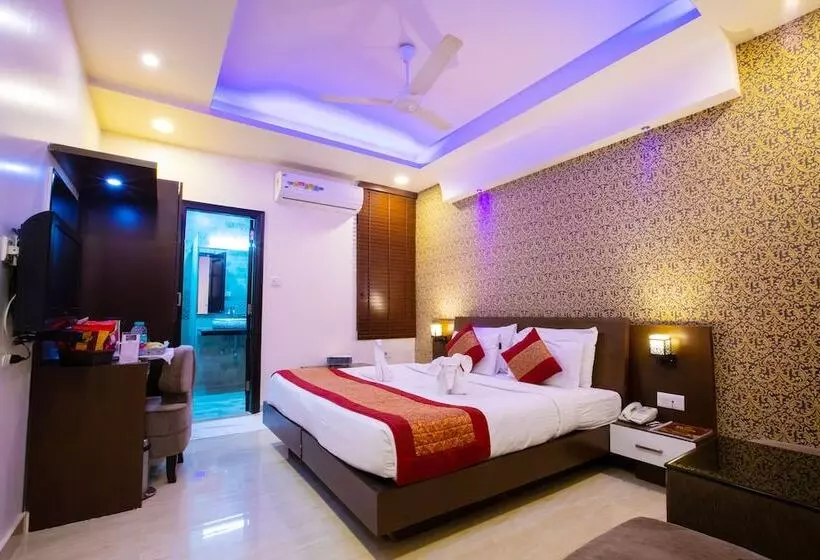 Fotos del hotel Surya International:  15