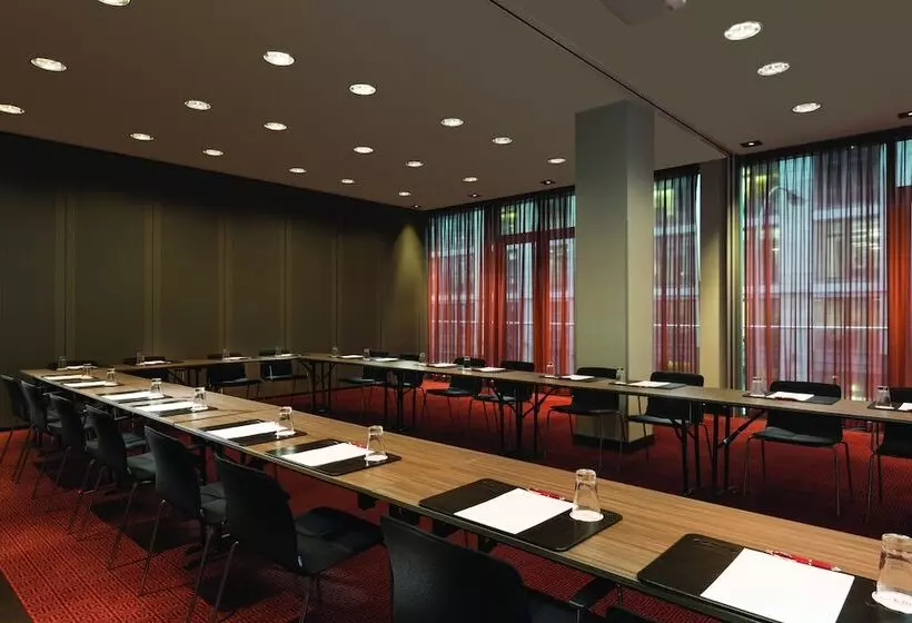 Fotos del hotel Adina Apartment  Frankfurt Neue Oper:  14