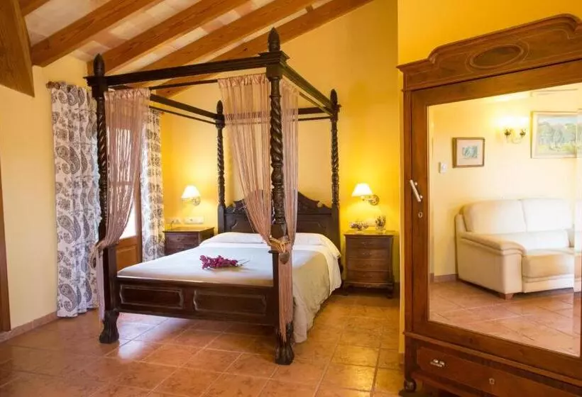 Fotos del hotel Agroturismo Es Quatre Cantons:  10