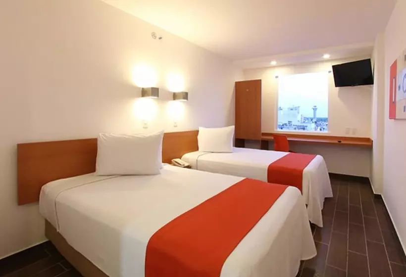 Fotos del hotel One Saltillo Derramadero:  15