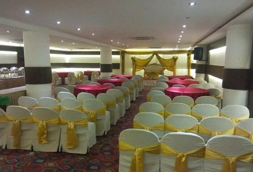 Fotos del hotel The Avenue Center:  4