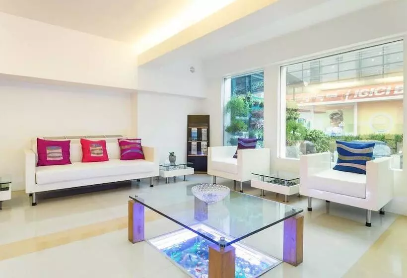 Fotos del hotel The Avenue Center:  17