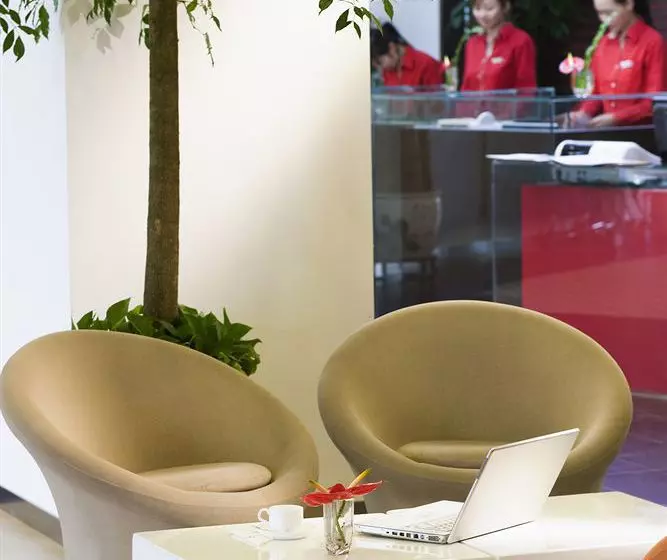 Fotos del hotel Ibis Beijing Sanyuan:  7