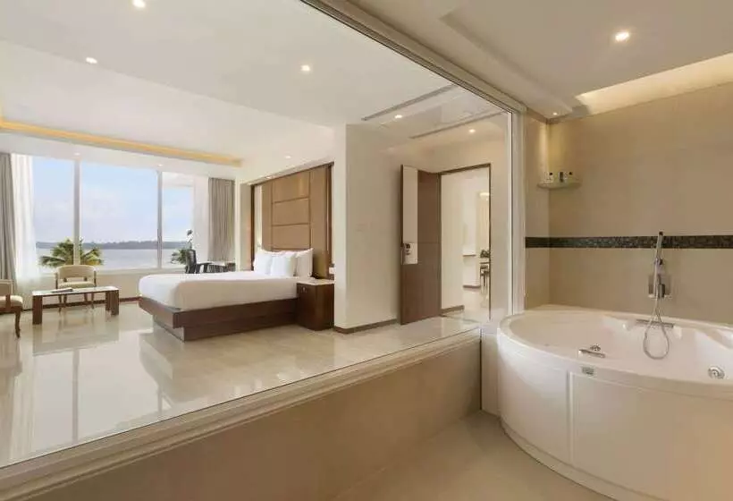 Fotos del hotel Ramada Resort By Wyndham Kochi:  24