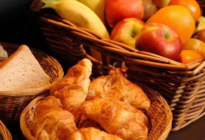 Fotos del hotel Intercityhotel Dresden:  3