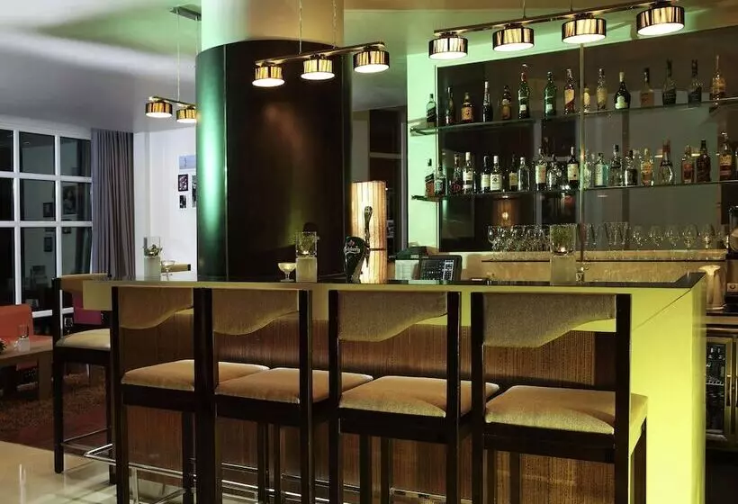 Fotos del hotel Mercure Hanoi La Gare:  3