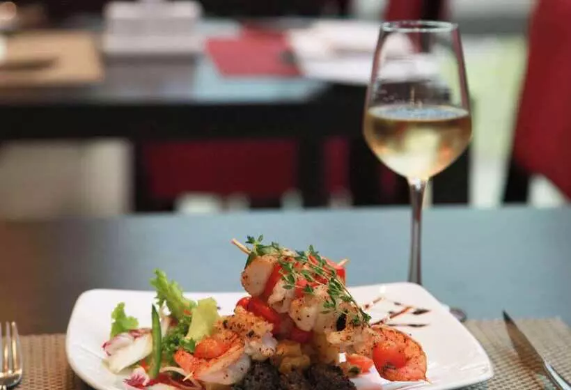 Fotos del hotel Mercure Hanoi La Gare:  22