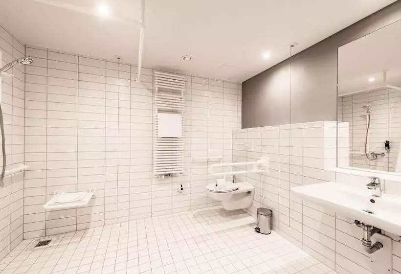 Fotos del hotel Premier Inn Nürnberg City Nordost:  5