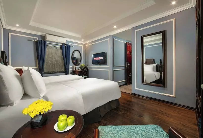 Fotos del hotel Icon 36  & Residence:  17