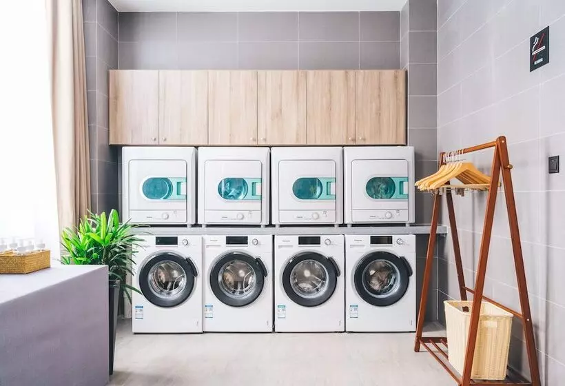 Fotos del hotel Atour  Zhongshan Square Dalian:  6