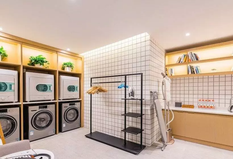 Fotos del hotel Atour  Zhongshan Square Dalian:  11