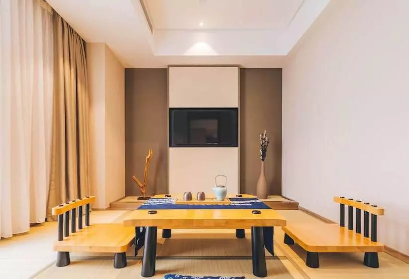 Fotos del hotel Atour  Zhongshan Square Dalian:  25