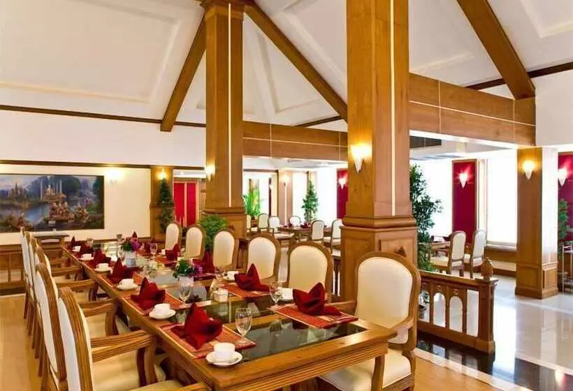 Fotos del hotel Eastern Grand Palace:  18