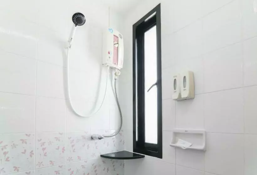 Fotos del hotel G House:  9